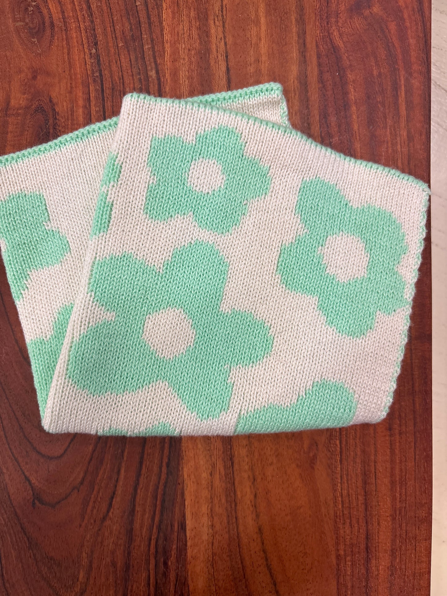 COTTON KNIT DISH CLOTH W/FLOWER GREEN
