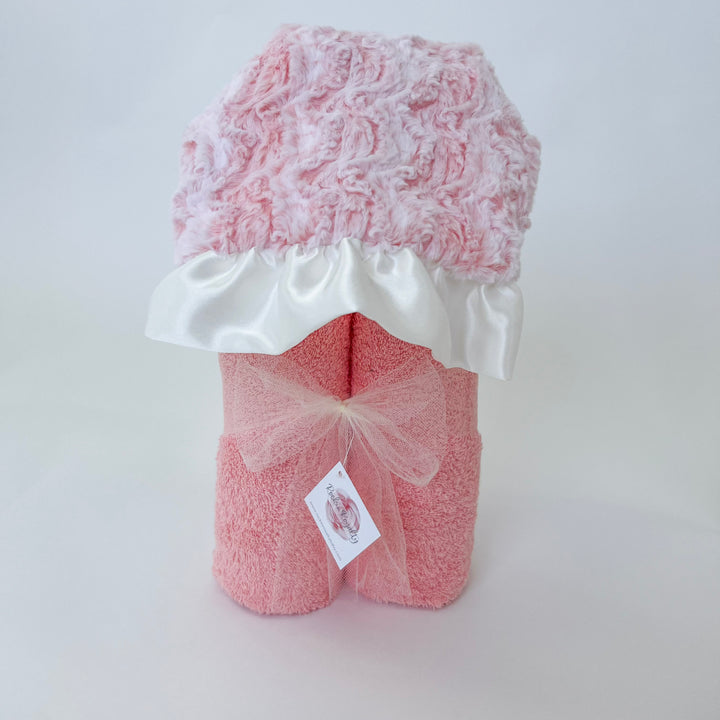 ROCKIN ROYALTY HOODED BATH TOWEL-CORALUX MARBLE