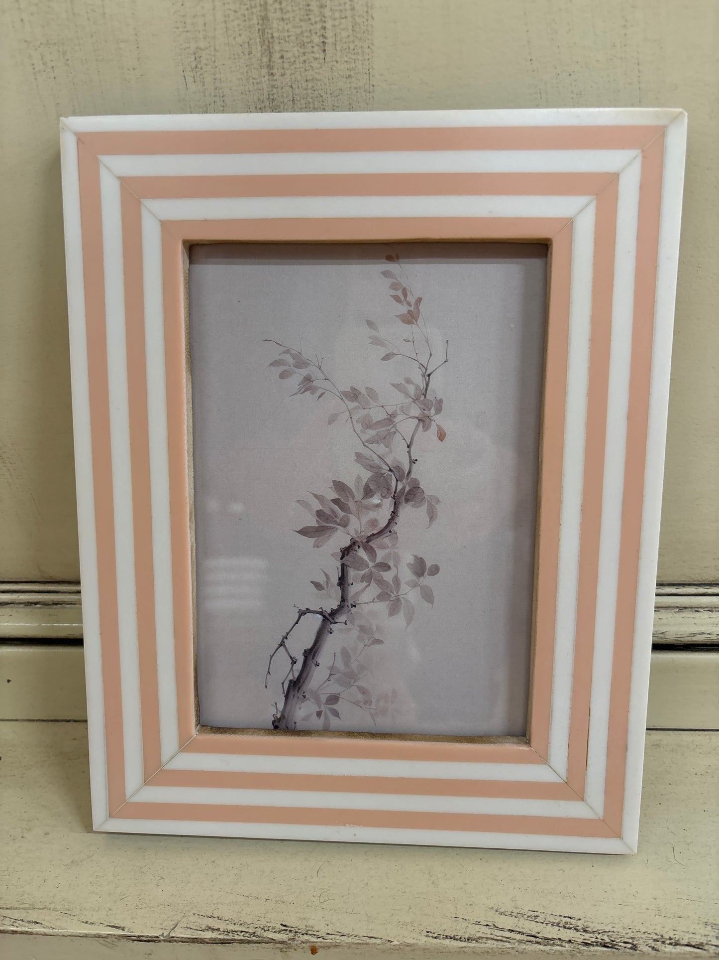 PHOTO FRAME W/STRIPES/PINK