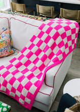 PINK/WHITE CHECKERED BLANKET