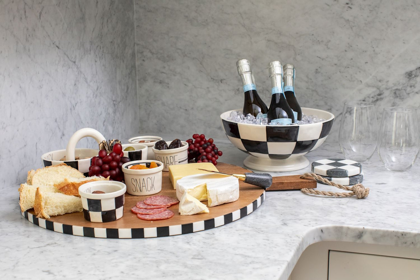 MUD PIE ROUND BISTRO CHECKED BOARD