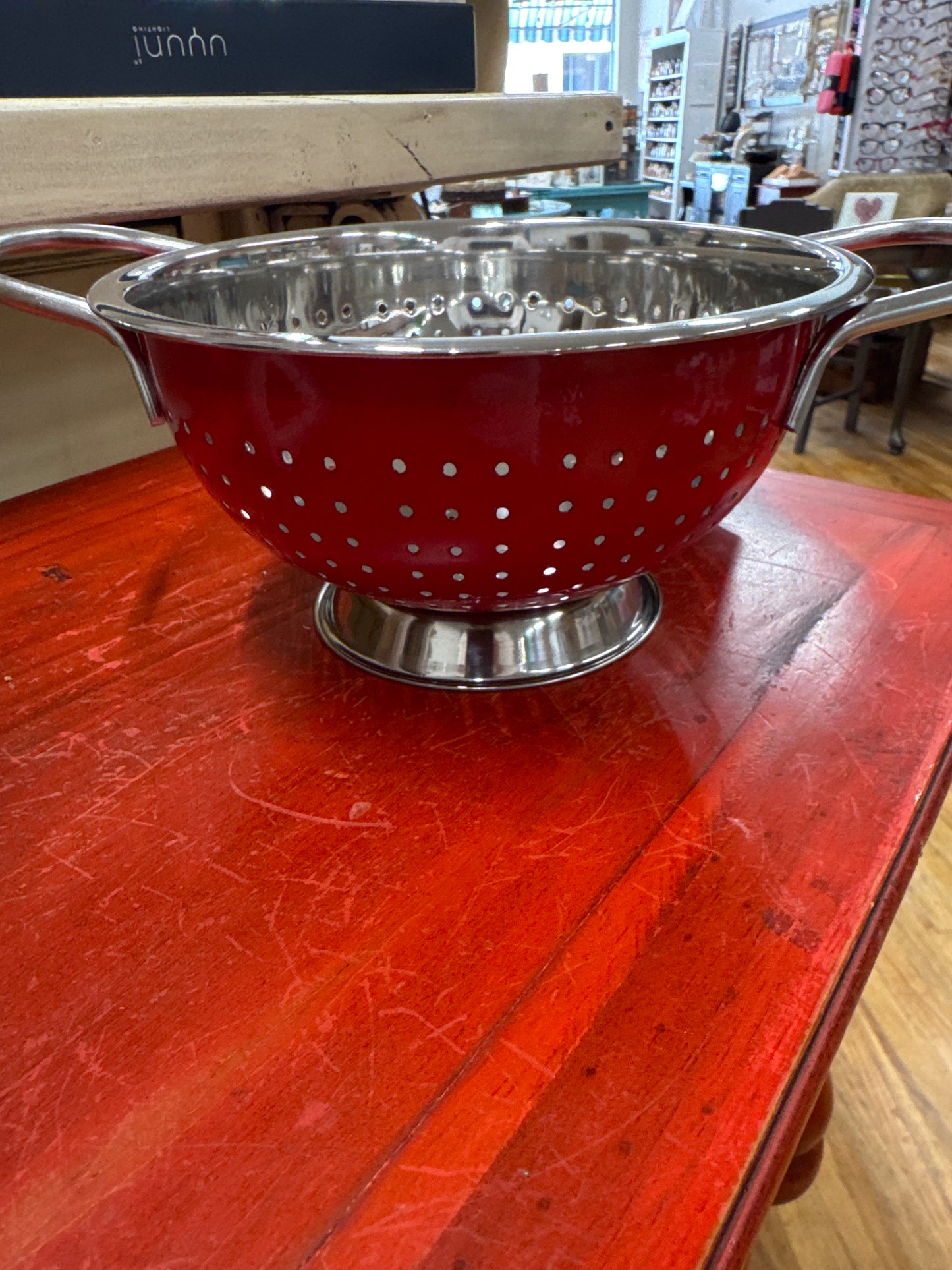 6" BERRY MINI COLANDER-RED