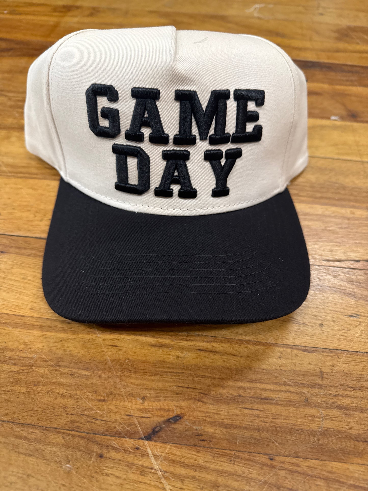 GAME DAY HAT-BLACK