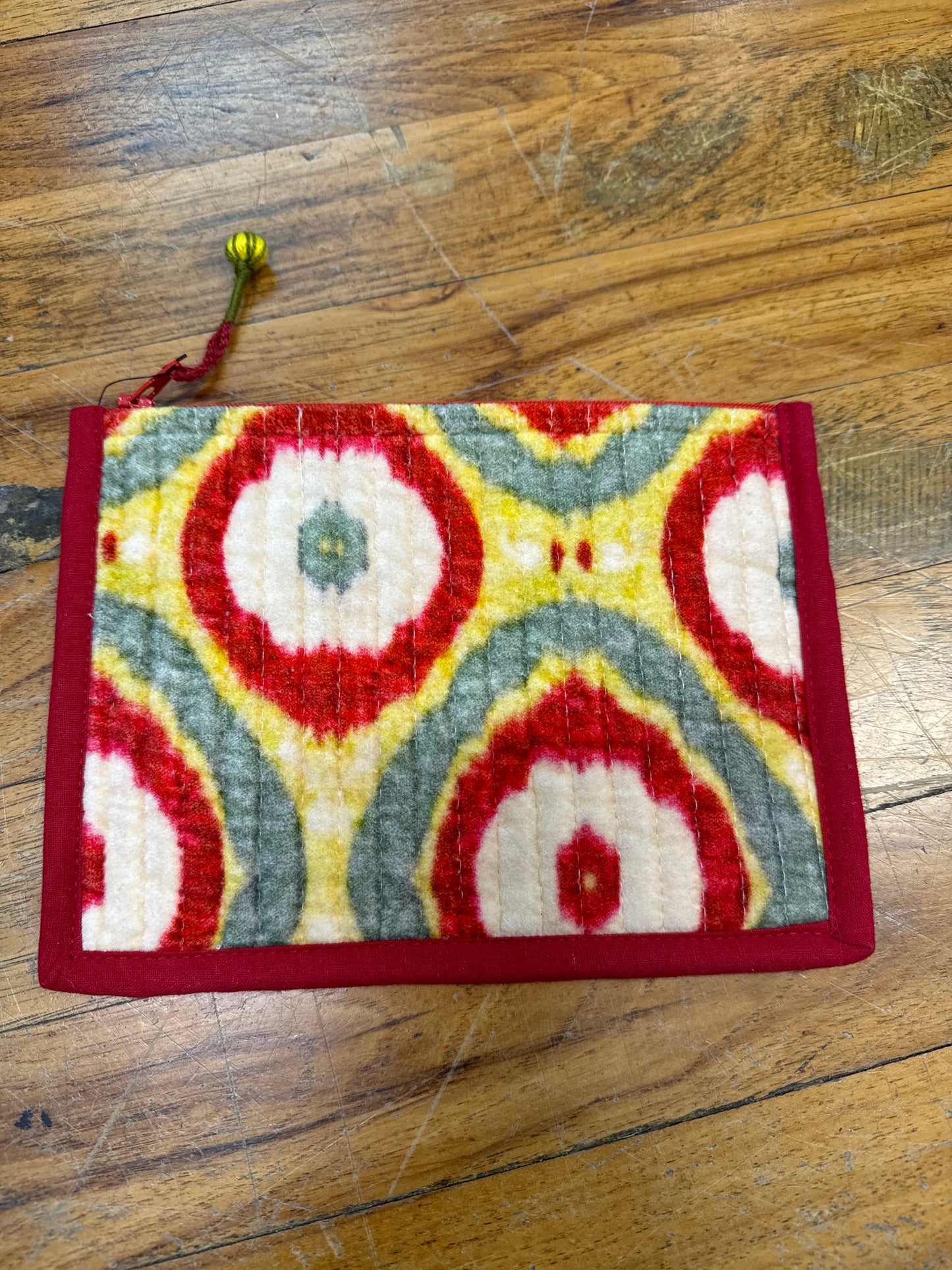 8X6 QUILTED VELVET ZIP POUCH-YLW/RED/GRA