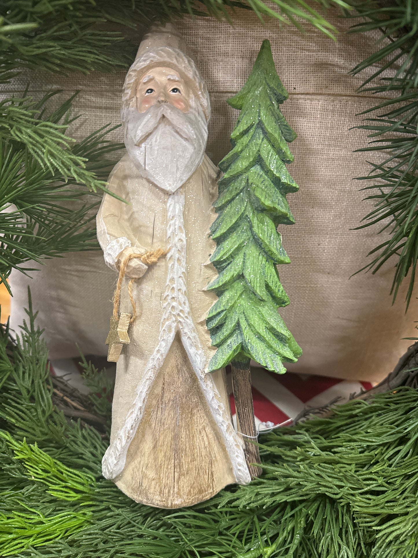 10.25" NATURAL SANTA W/TREE