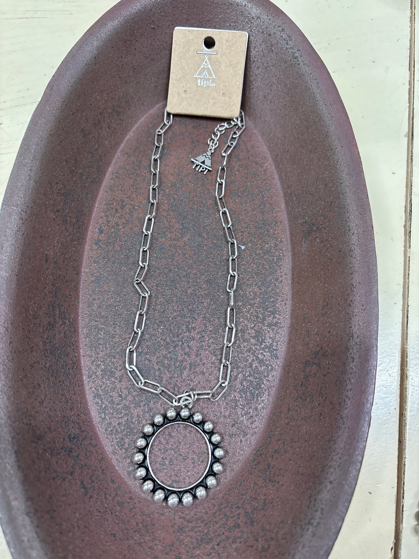 TIPI SILVER 10" CHAIN WITH ROUND CHARM W/BALLS