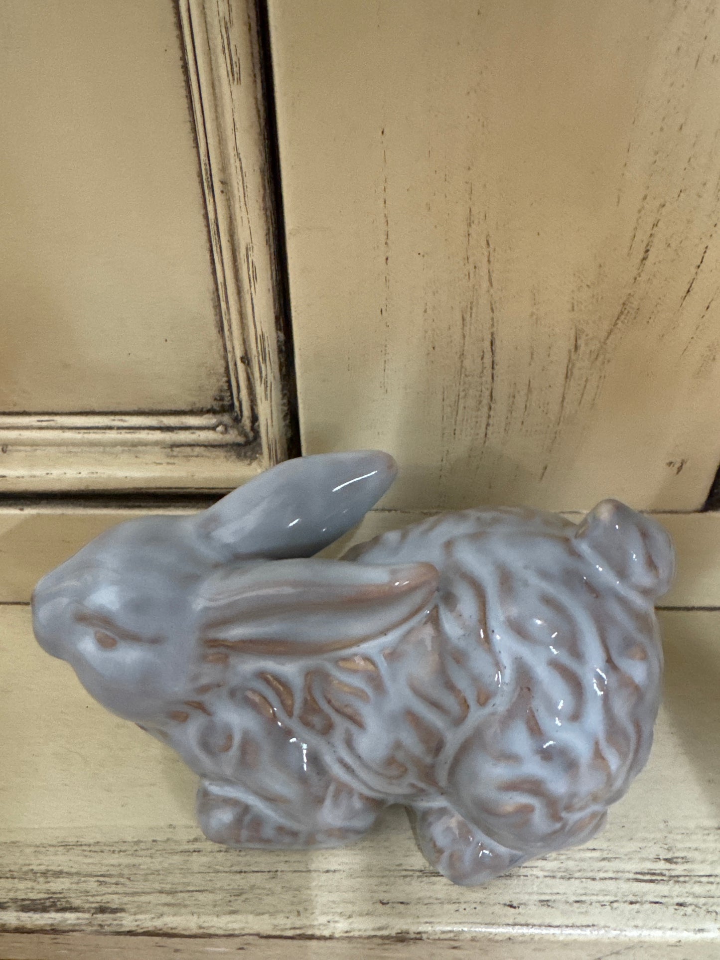 CERAMIC SITTING RABBIT