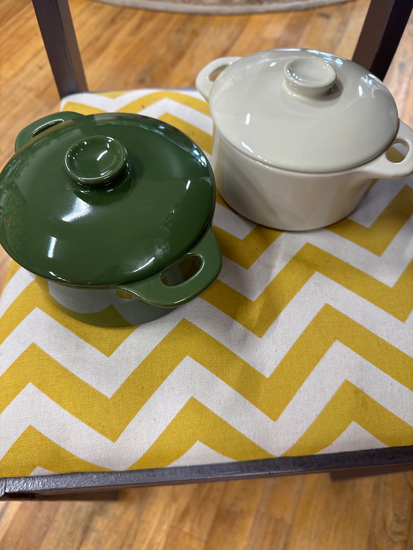 MINI ROUND CERAMIC BOWL