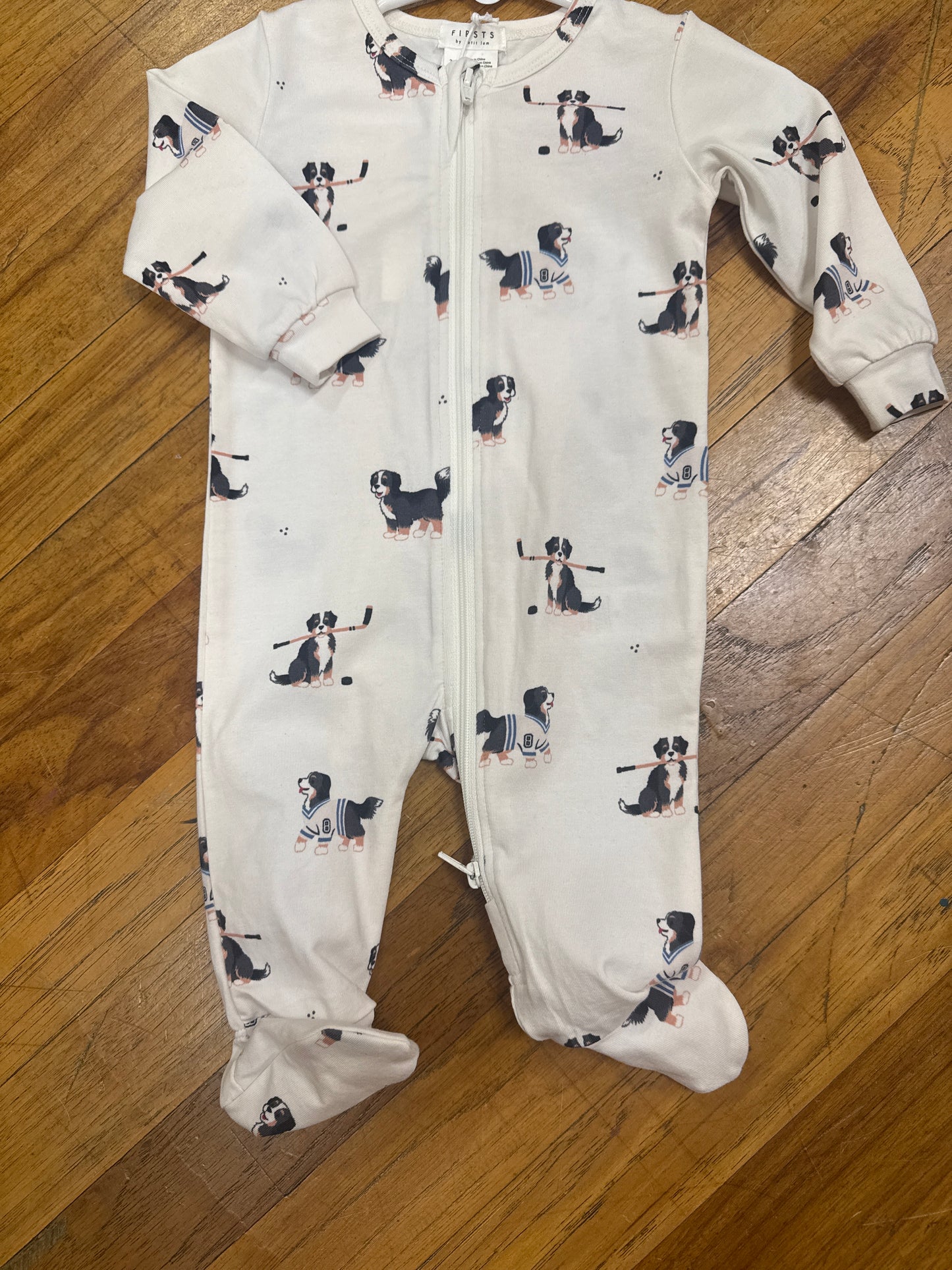 FIRSTS-SPORTS PUPPY ZIP FOOTIE-3 MO