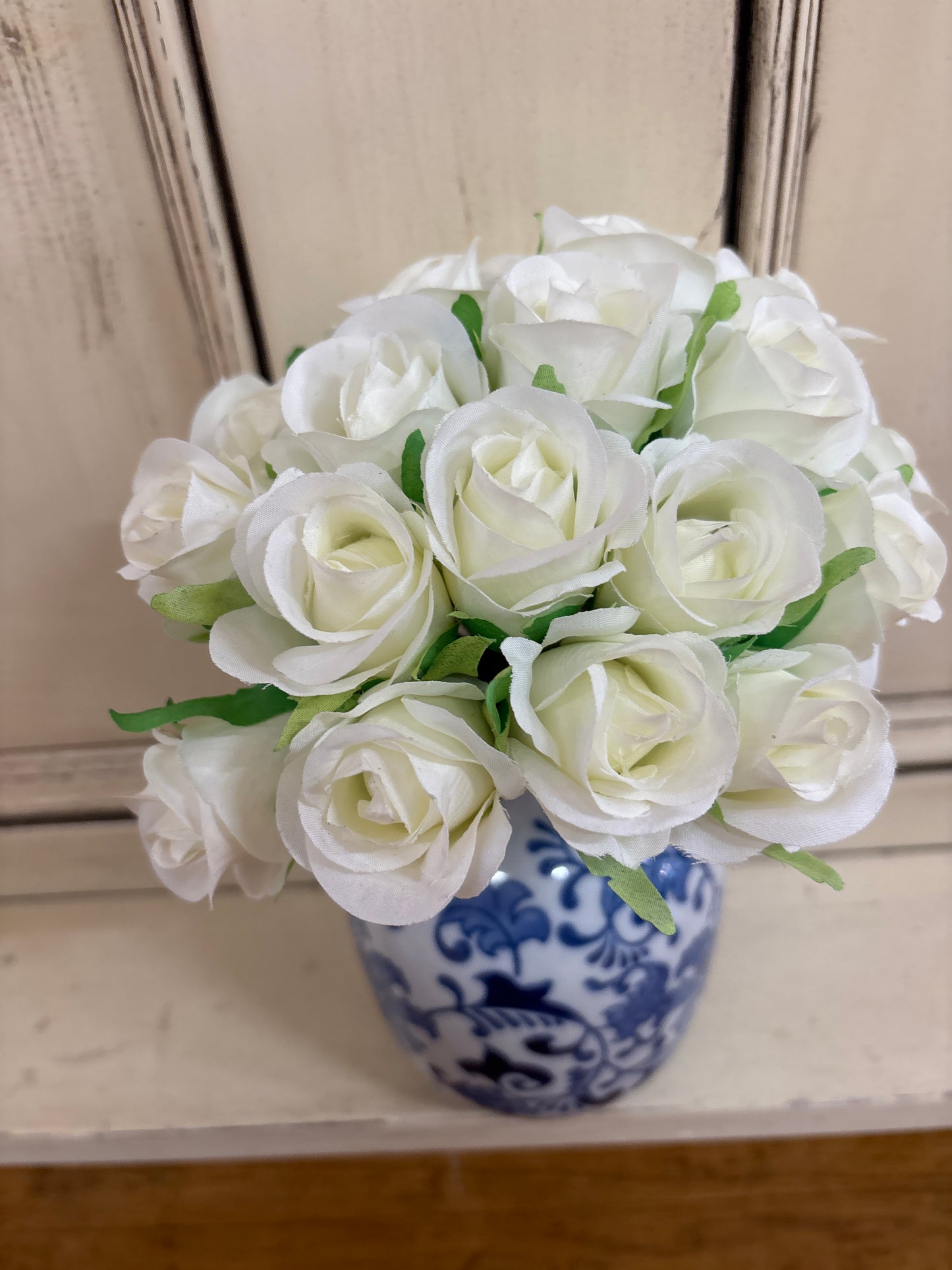 9' MINI ROSE BUNDLE-WHITE 22 PIECES