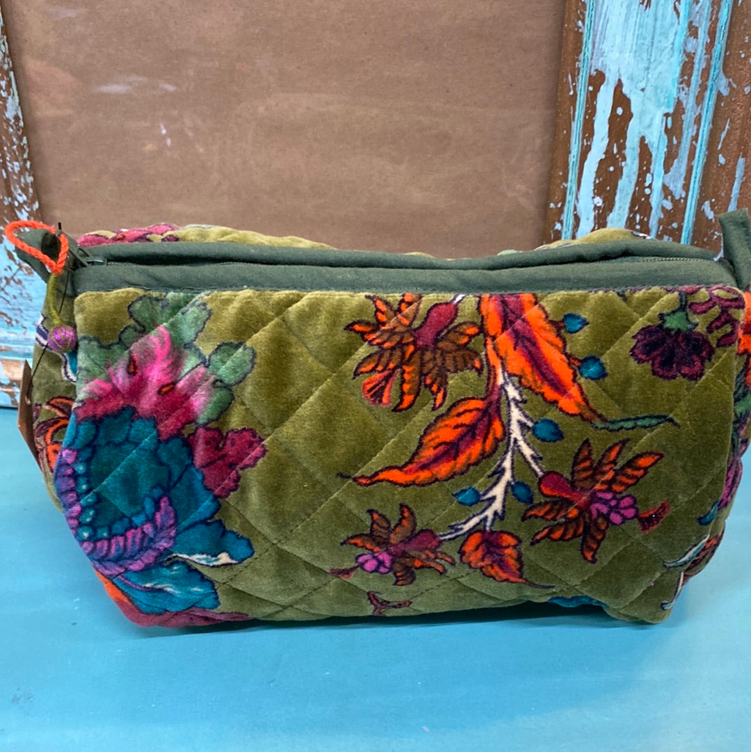 QUILT COTTON VELVET ZIP POUCH-GRN FLORAL