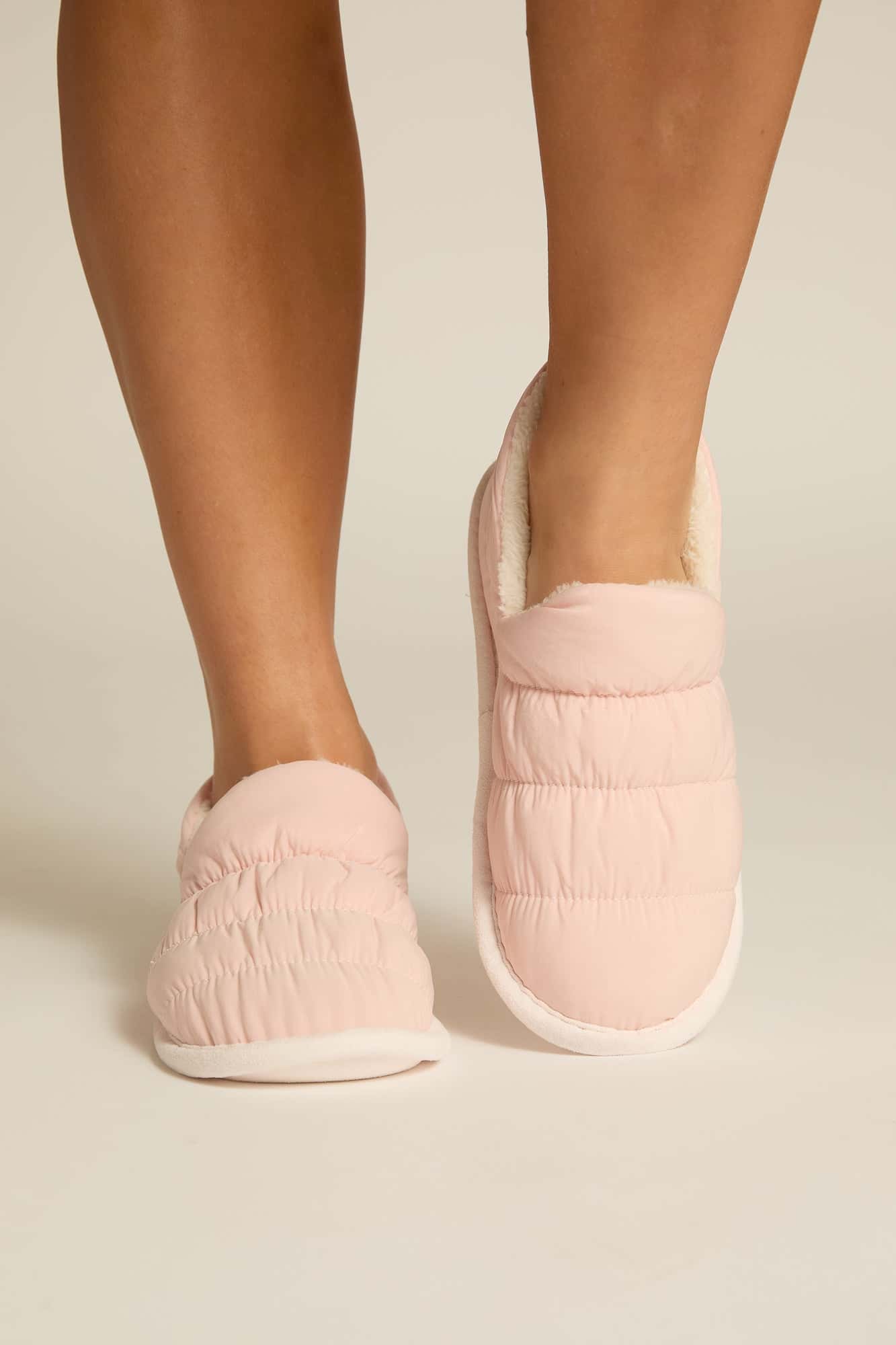 FACEPLANT PUFFY SLIPPER-PINK-M