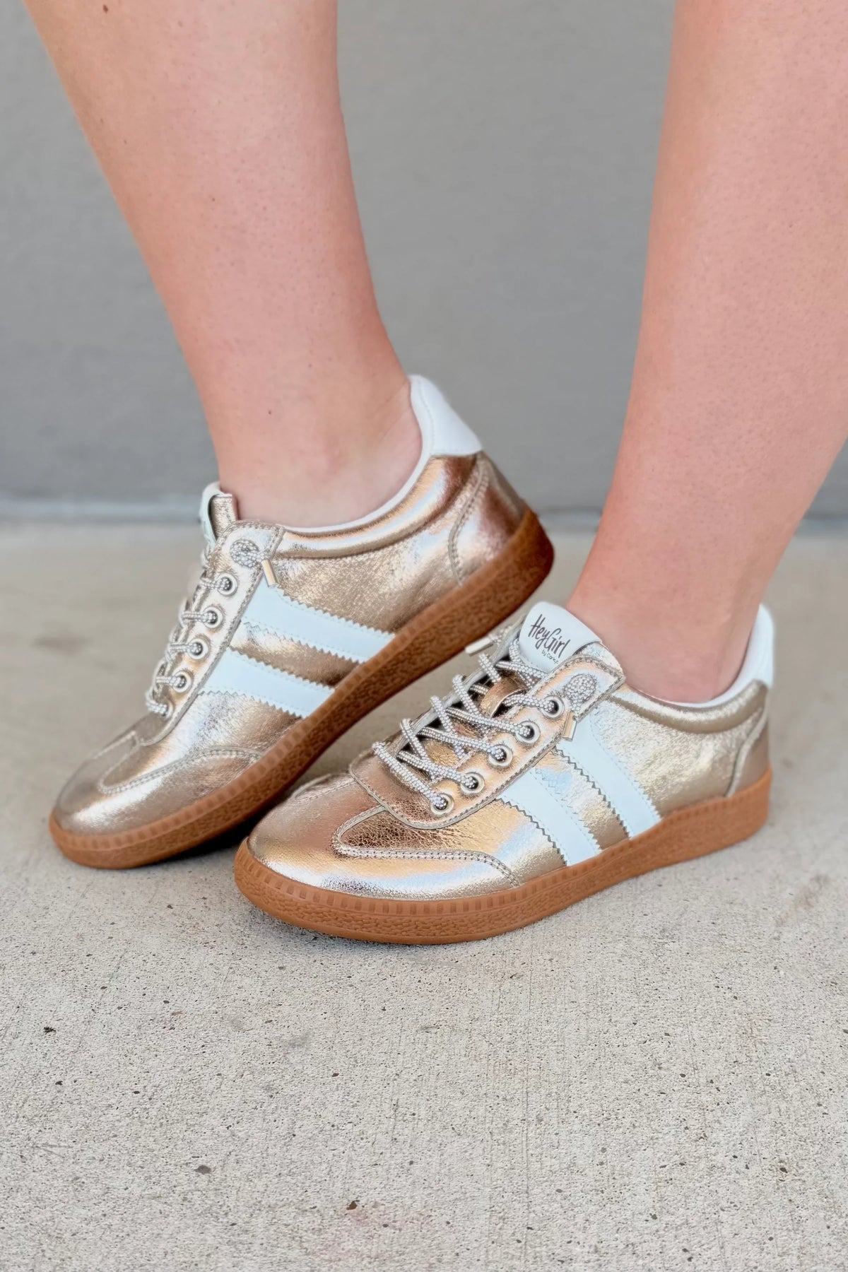 CORKYS HEADS UP- GOLD METALLIC