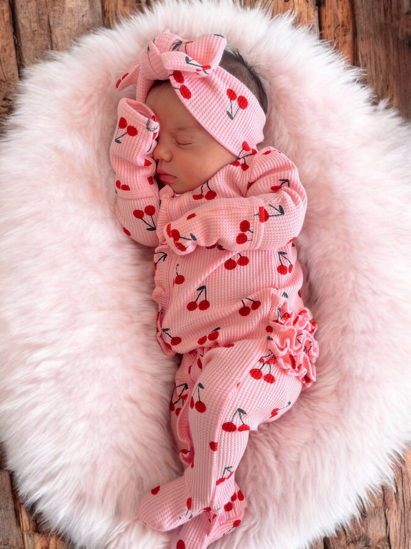 SPEARMINT 2 WAY RUFFLE FOOTIE-ORGANIC-PINK CHERRIE