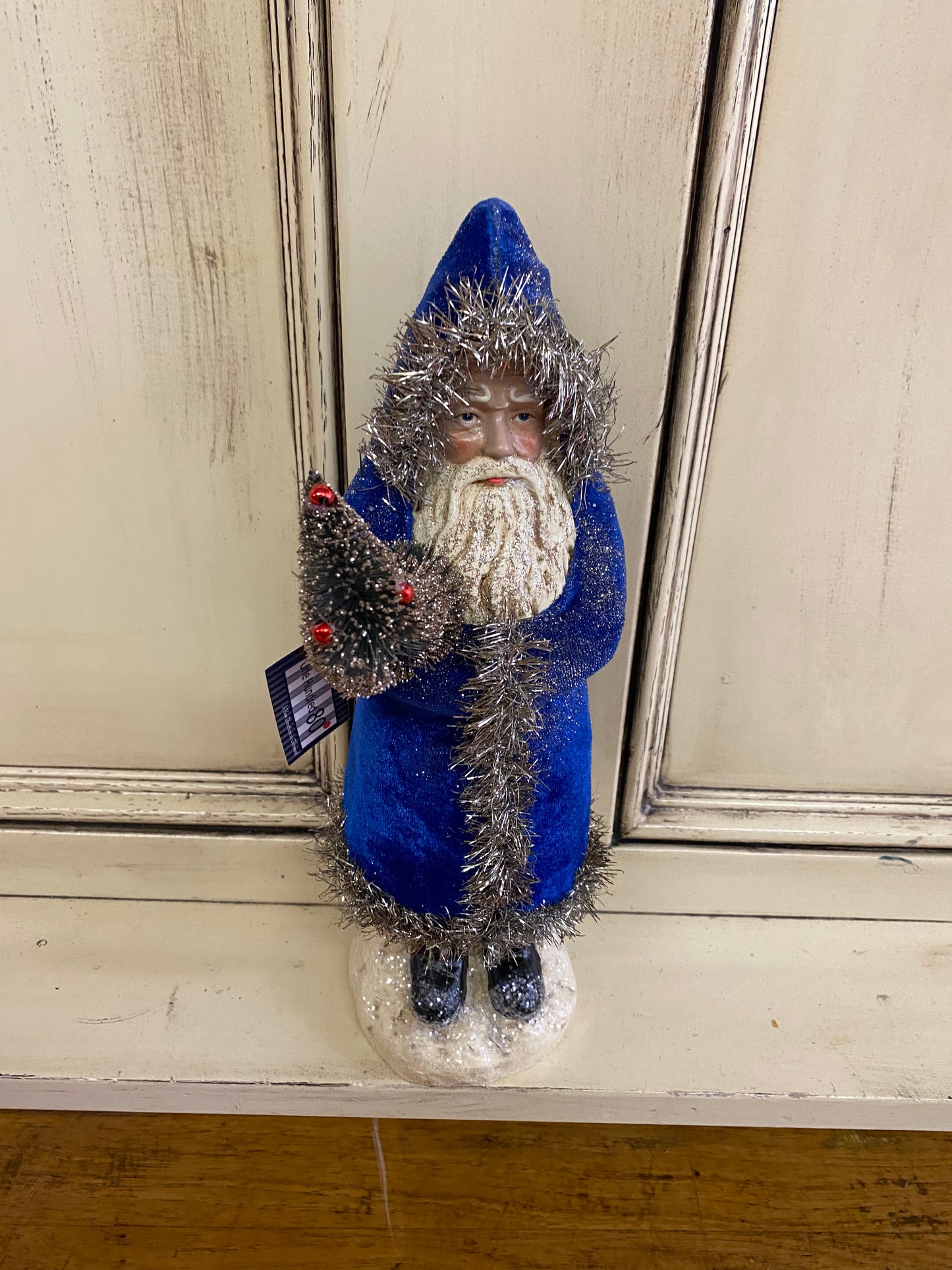 12" VELVET BELSNICKLE SANTA