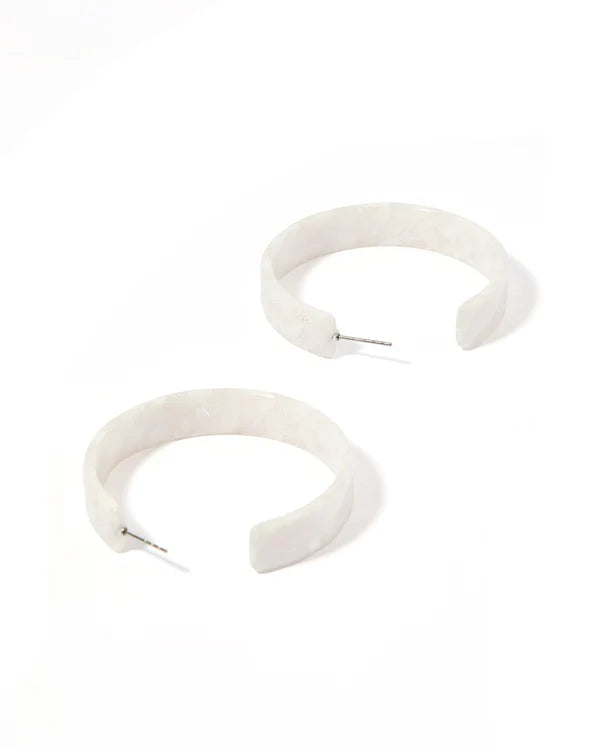 LINNY EARRINGS-ASHLEY MED HOOP-WHITE SHELL