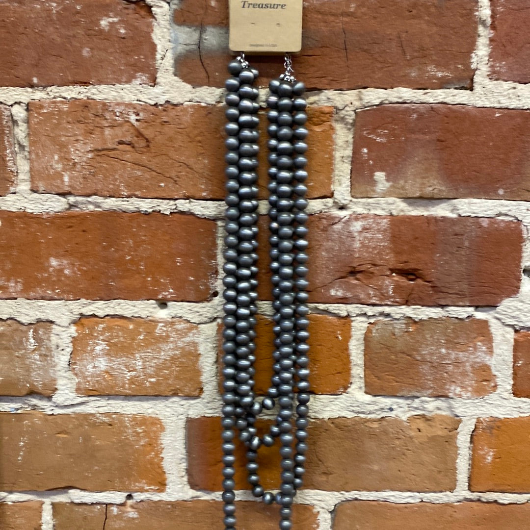 TREASURE TRIPLE STRAND GRAY BEADS