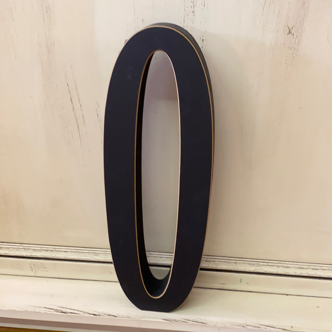 BIG BLOCK LETTER "O"