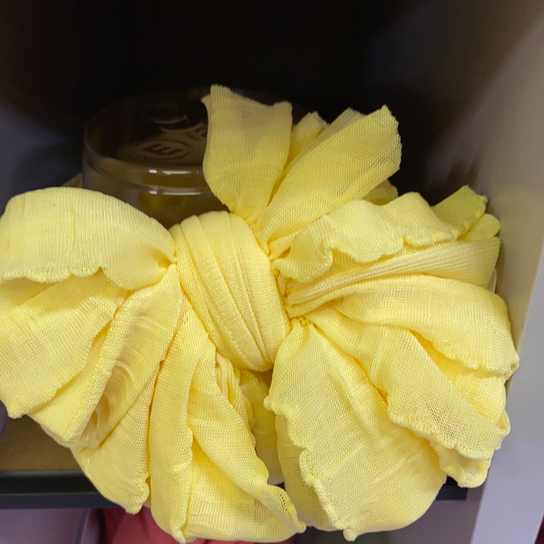 IN AWE BOW/BUTTERCUP