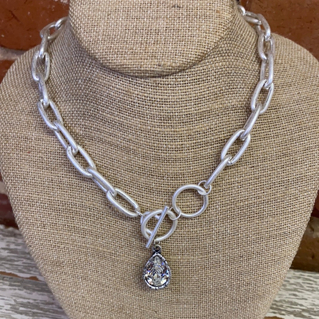 PINK PANACHE/MATTE SILVER TOGGLE NECKLAC