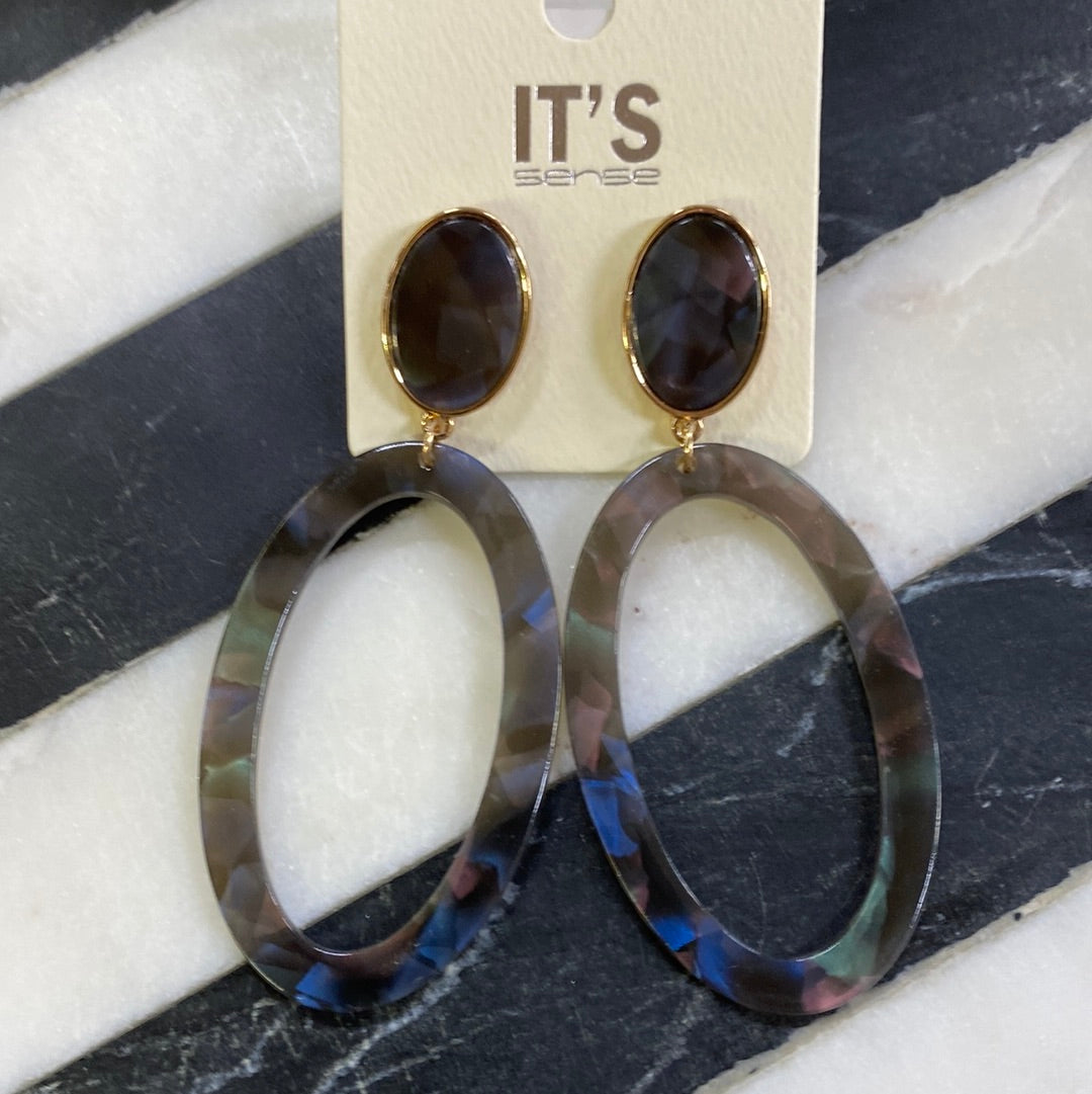 ITS LARGE OVAL GRAY EARRINGS