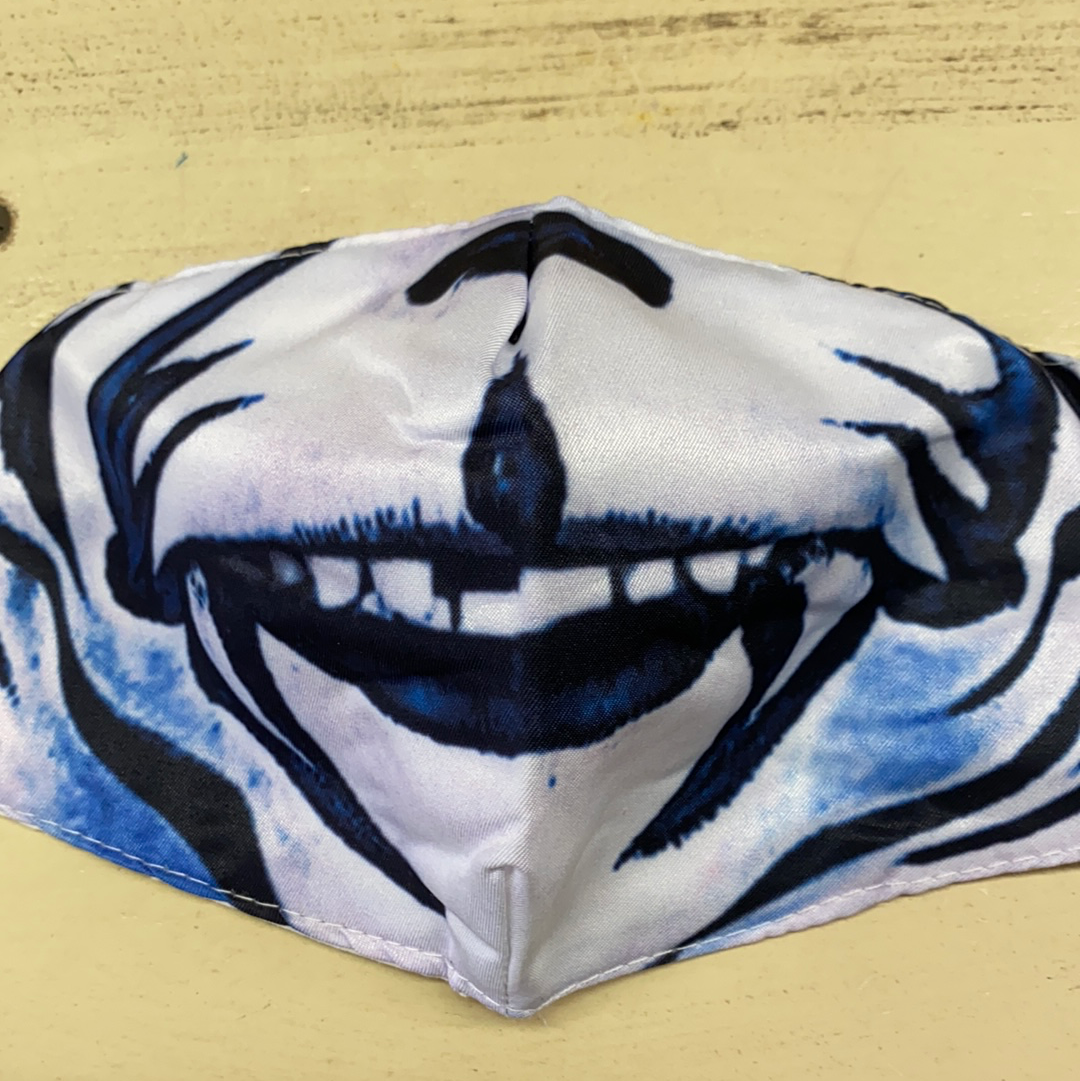 ADULT SPREAD THE LOVE MASK