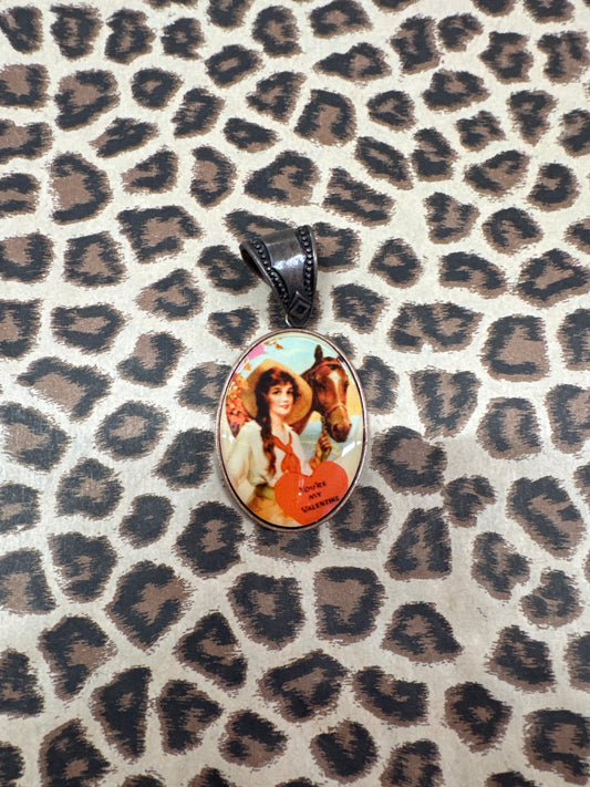 BRONZE SMALL NECKLACE CHARM-VALENTINE