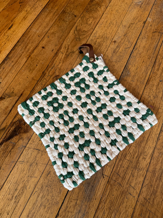 8" SQ COTTON CROCHETED POT HOLDER W/ LOOP