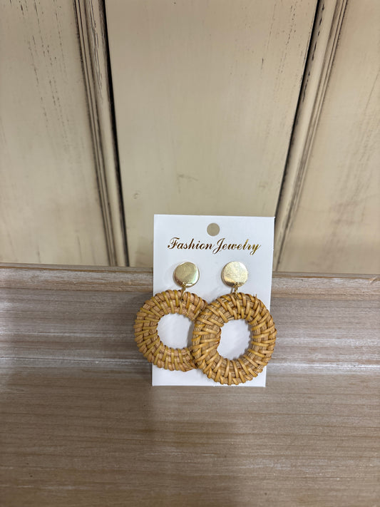 FASHION JEWELRY-GOLD/RATTAN HOOPS