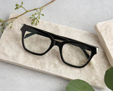 PEEPERS-MYTH-BLACK 1.50