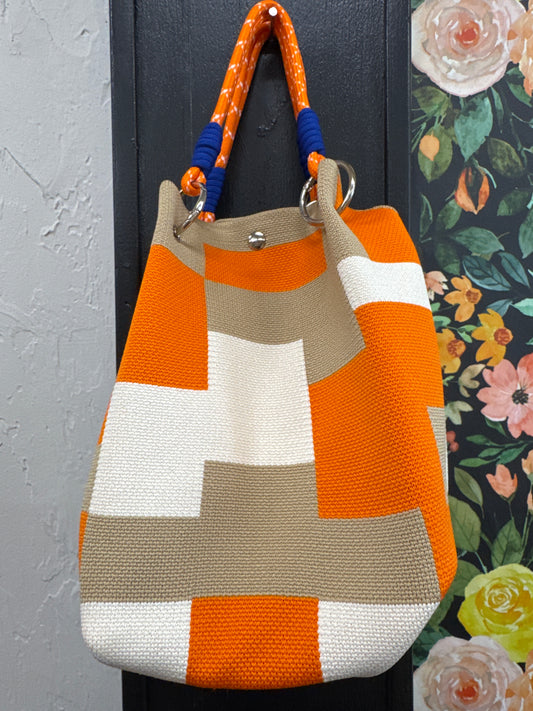 TR ORANGE/BLUE SACK PURSE