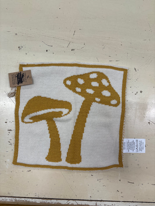COTTON KNIT DISH CLOTH W/MUSHROOM-MUSTARD