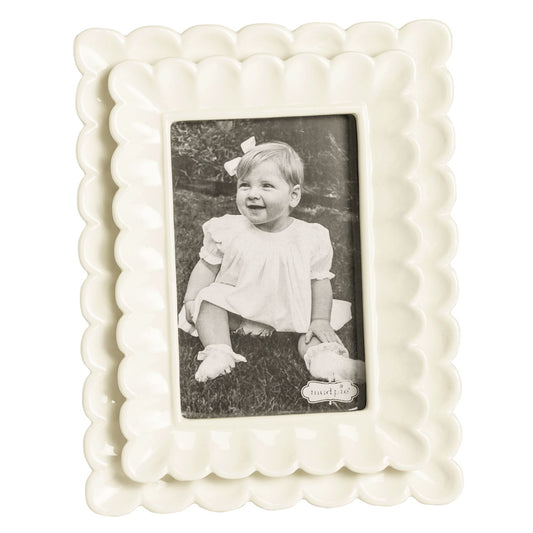 MUD PIE- SMALL SCALLOPED  FRAME
