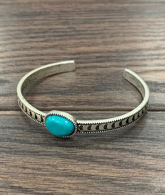 ISAC TURQ CUFF BRACELET-OVAL STONE