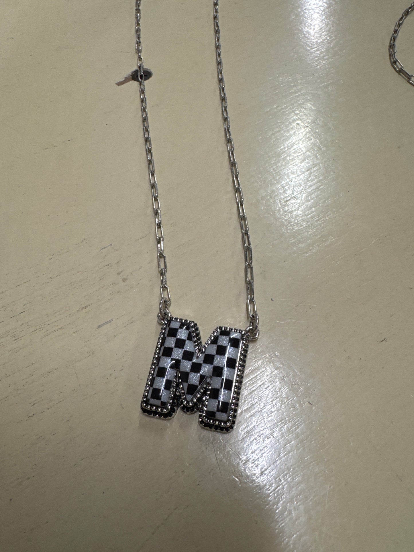 BLK/WHITE CHECKERED INTIL NECKLACE