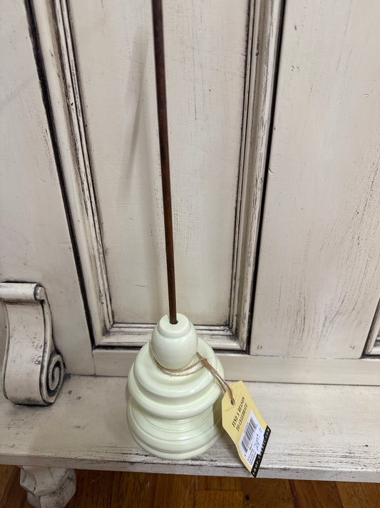 DISPLAY POLE WITH BASE-CREAM ROUND