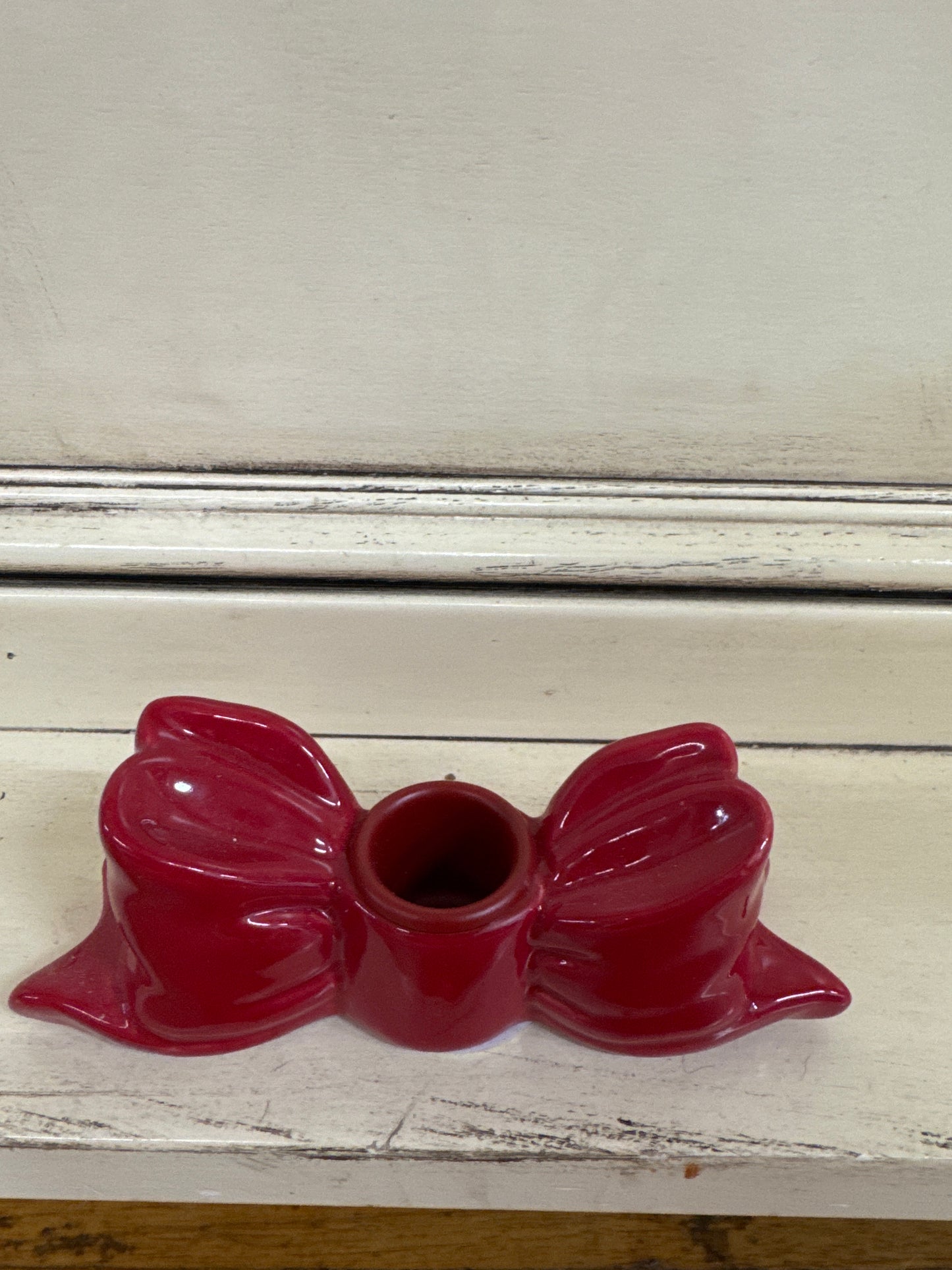 5"X2" STONEWARE BOW TAPER HOLDER