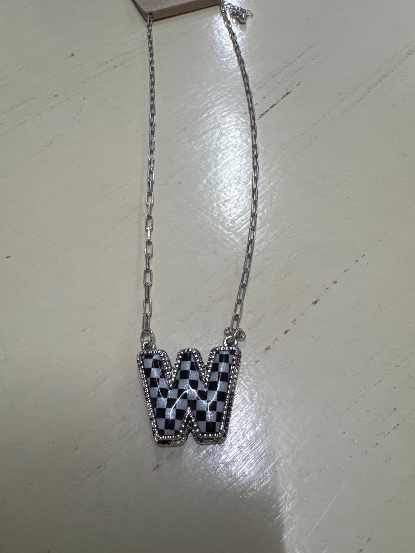 BLK/WHITE CHECKERED INTIL NECKLACE