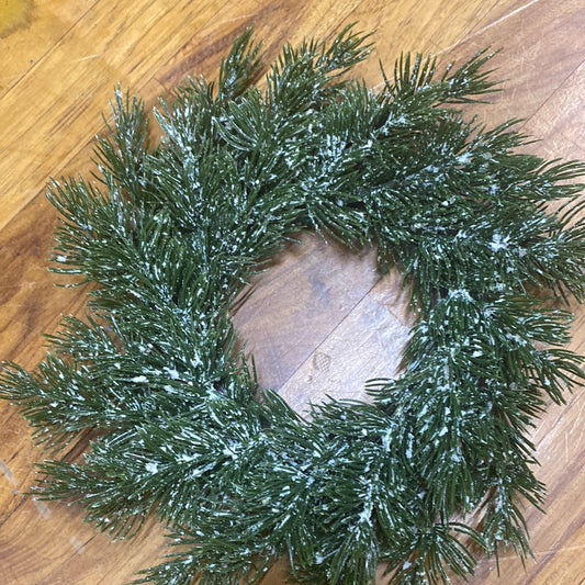 12" CHRISTMAS FROSTED CANDLE WREATH