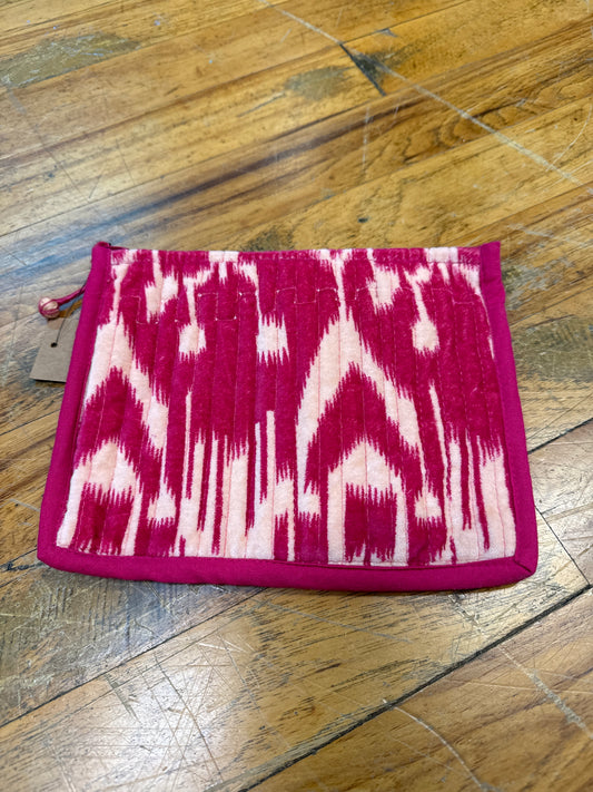 8X6 QUILTED VELVET ZIP POUCH-PINKS