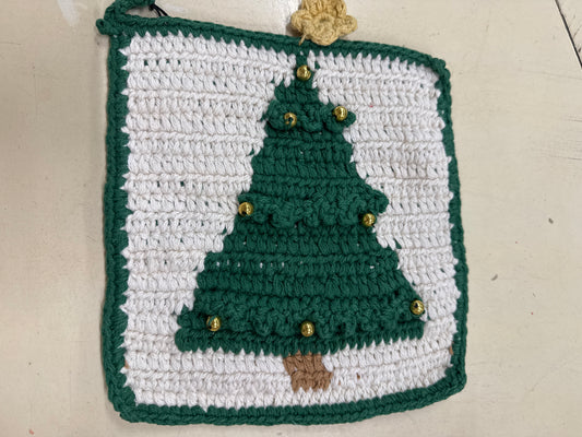 8" SQ COTTON POT HOLDER-CHRISTMAS TREE& BEADS