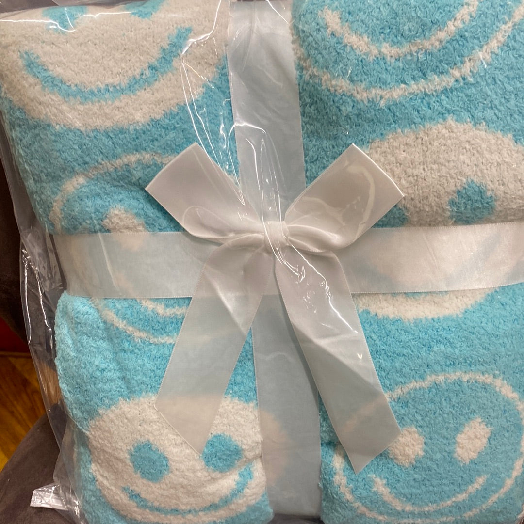 COMFY LUXE- SMILEY FACE BLANKET-TURQBLANK