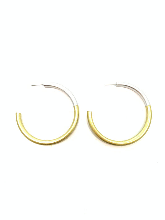 ACCESSORY JANE LIZ MED HOOPS