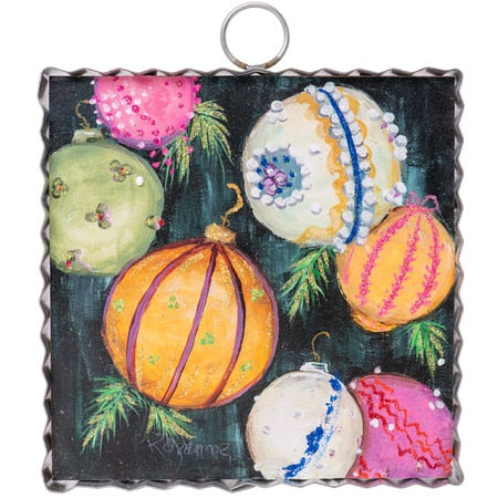 ROUND TOP COLLECTION-MINI GALLERY-ANTIQUE GOLD ORNAMENTS