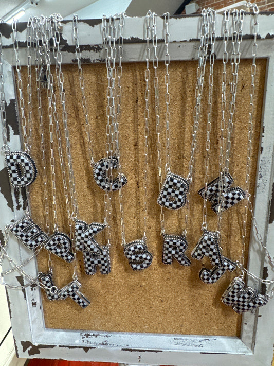 BLK/WHITE CHECKERED INTIL NECKLACE