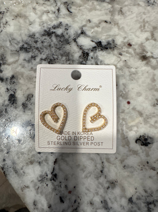 LUCKY CHARM HEART EARRINGS-GOLD