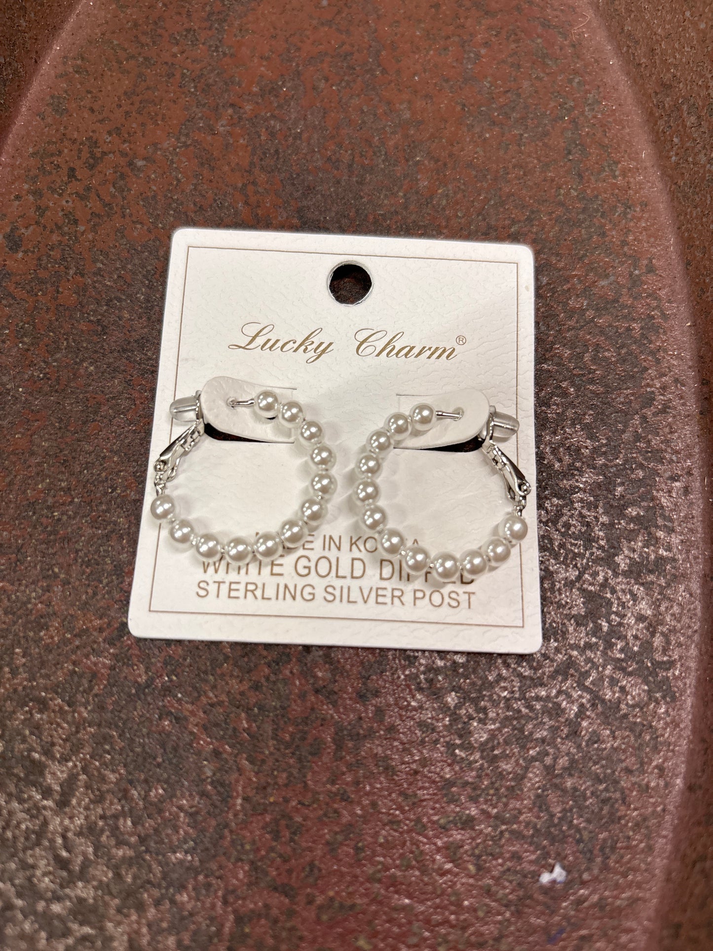LUCKY CHARM PEARL HOOP SMALL EARRINGS-SILVER