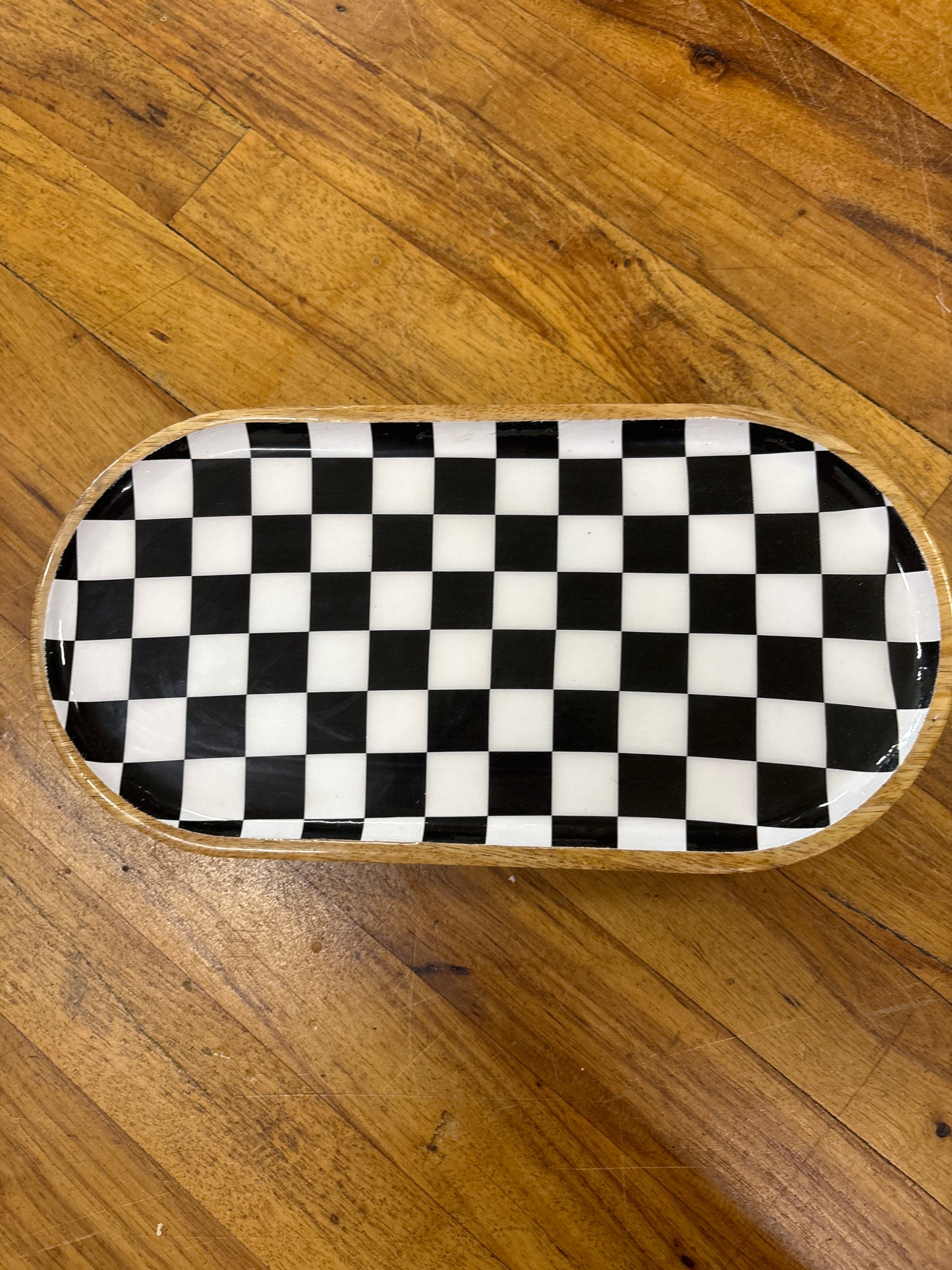 OVAL BLK/WHITE TRIVET