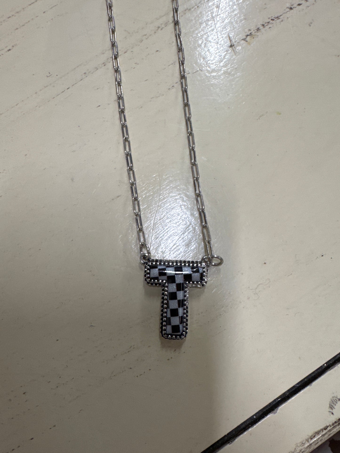 BLK/WHITE CHECKERED INTIL NECKLACE