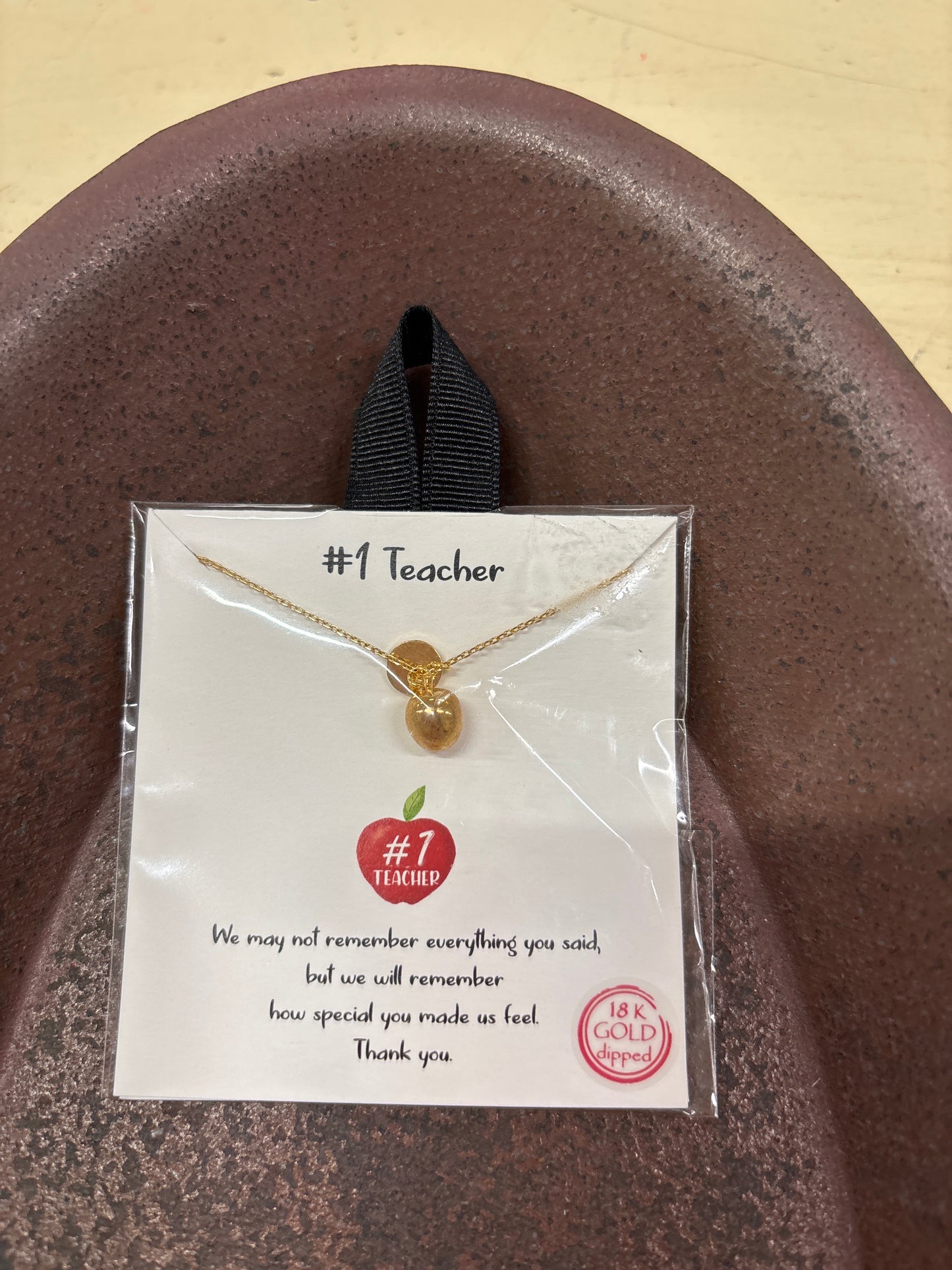 1 TEACHER GOLD NECKLACE